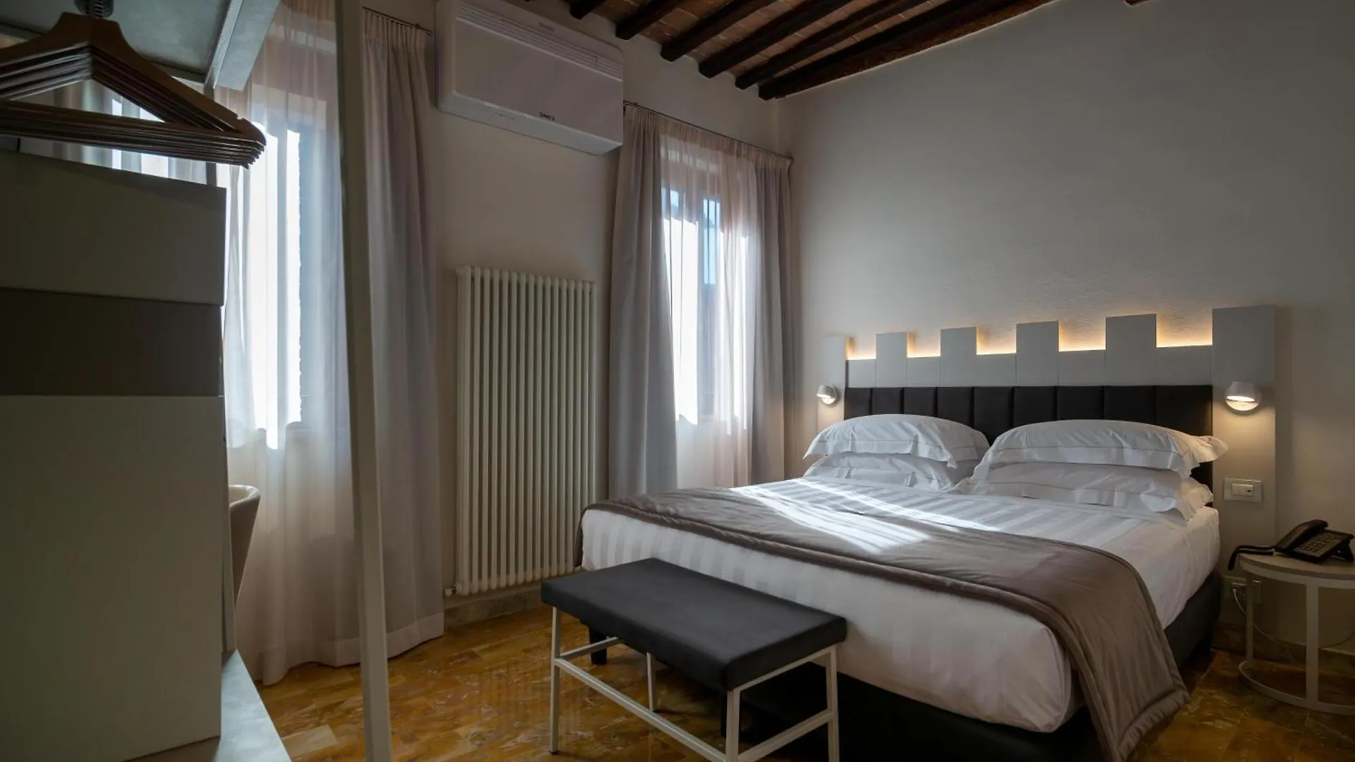Hotel Torre Del Fuggisole à Sienne