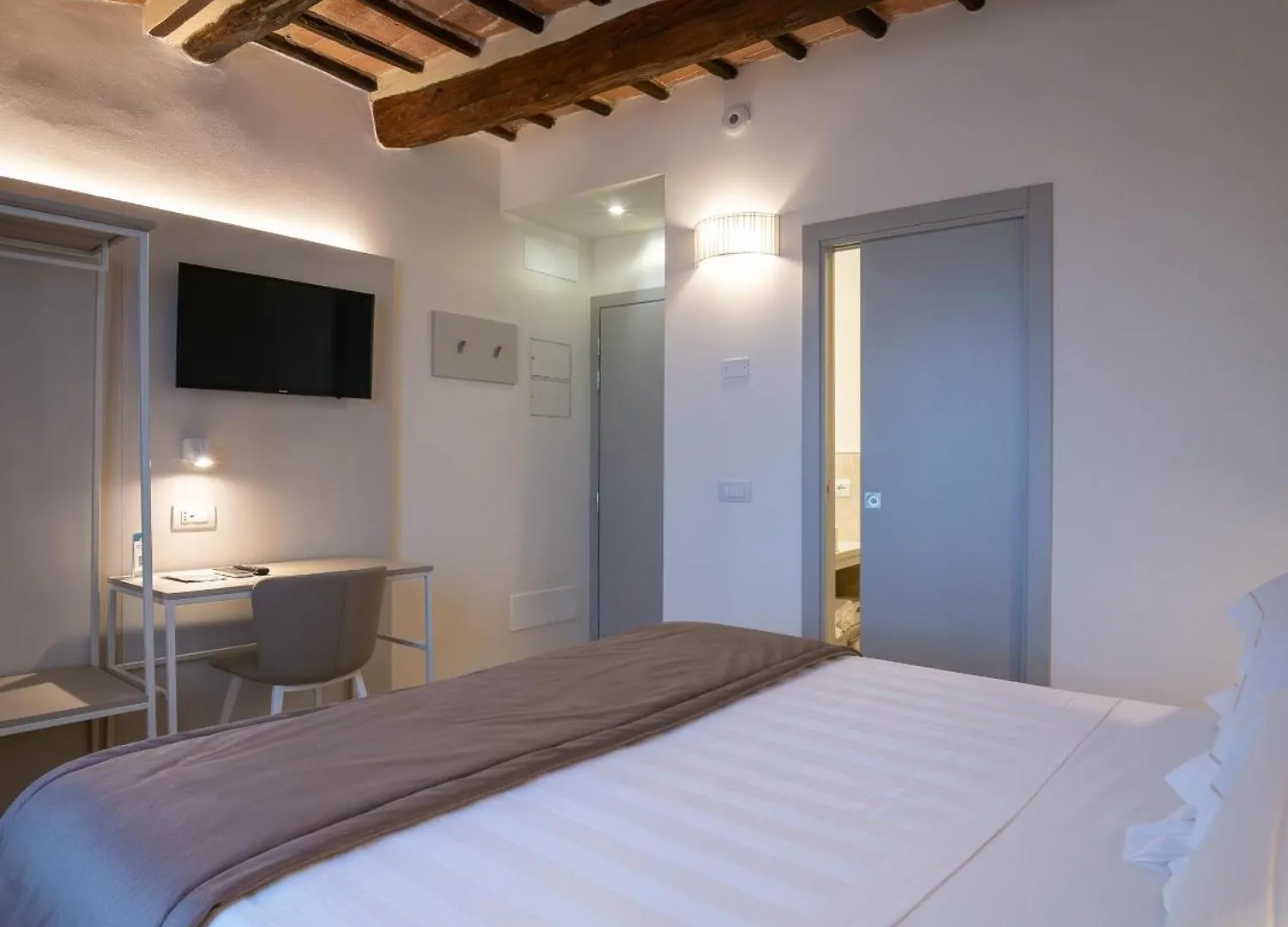 Torre Del Fuggisole Hotel Siena