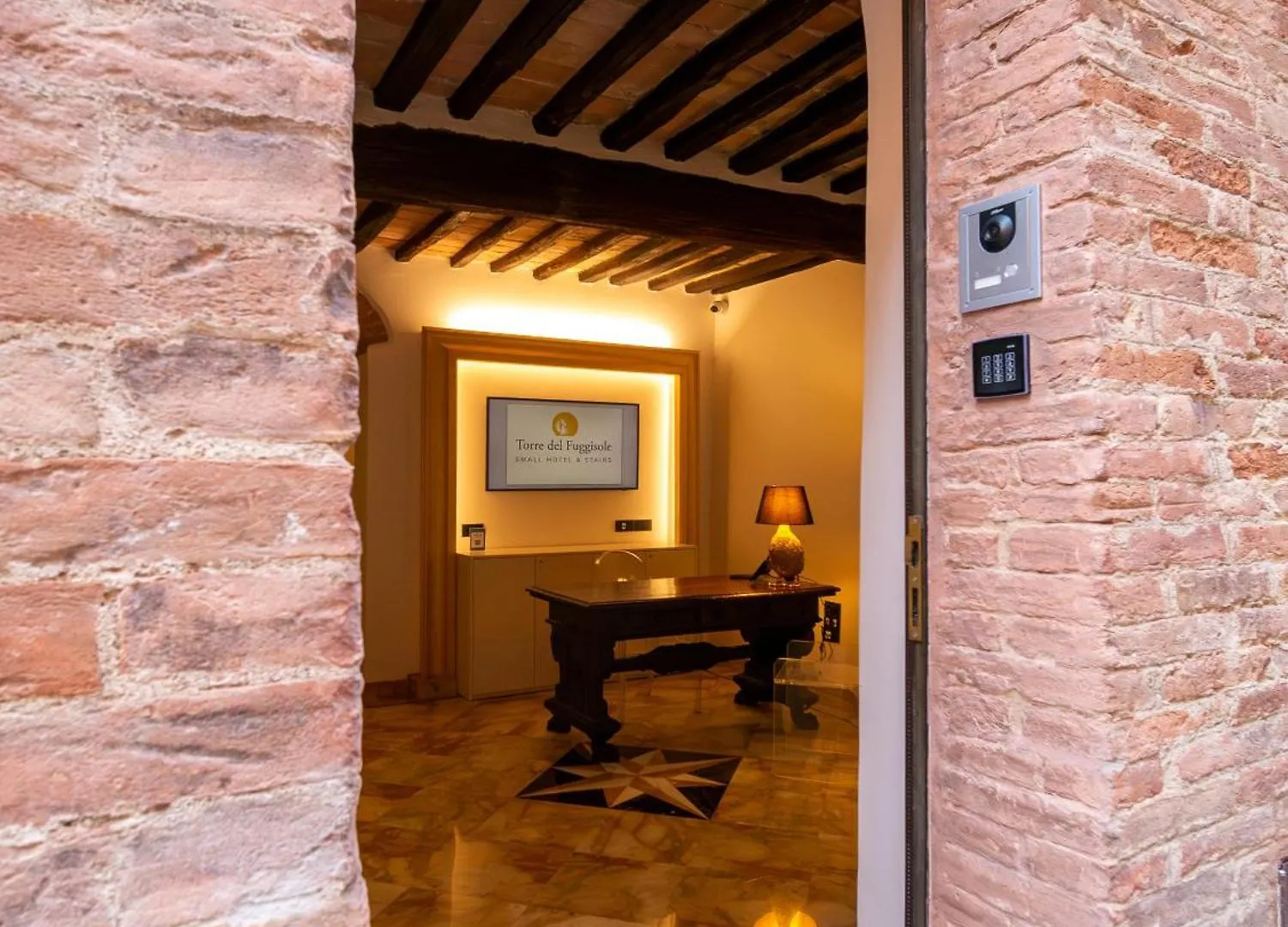 Torre Del Fuggisole Otel Siena İtalya