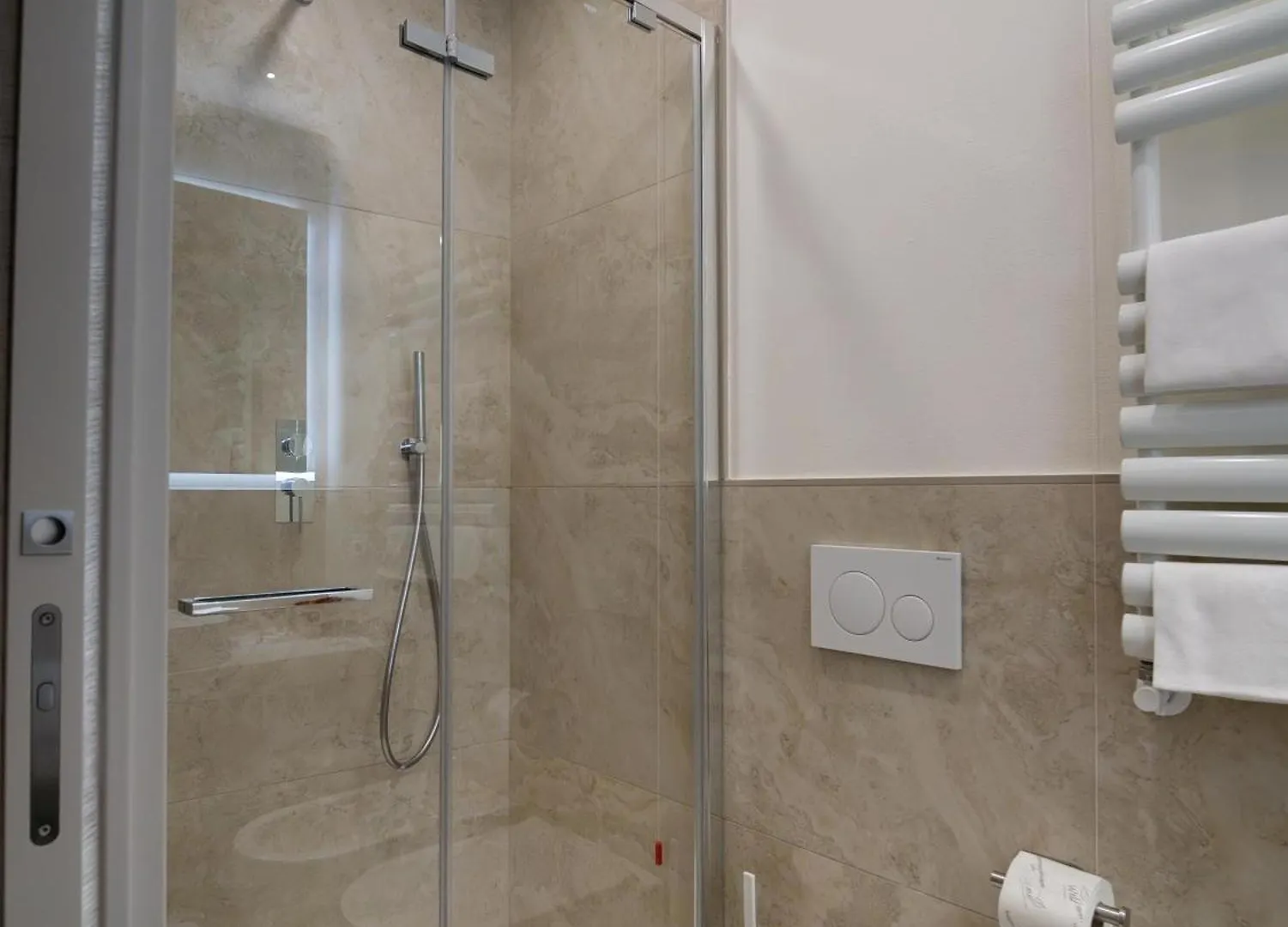 Hotel Torre Del Fuggisole Siena Italien